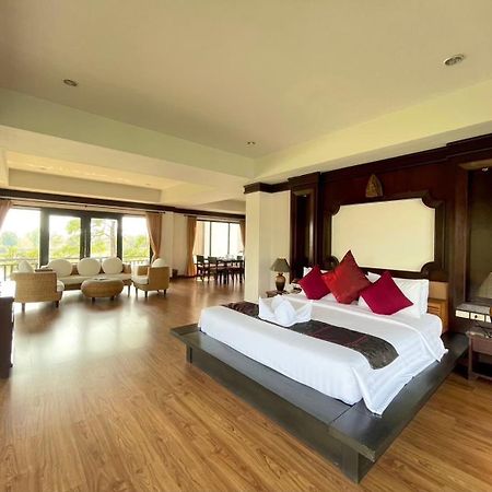 Gassan Legacy Golf Club Hotell Lamphun Eksteriør bilde