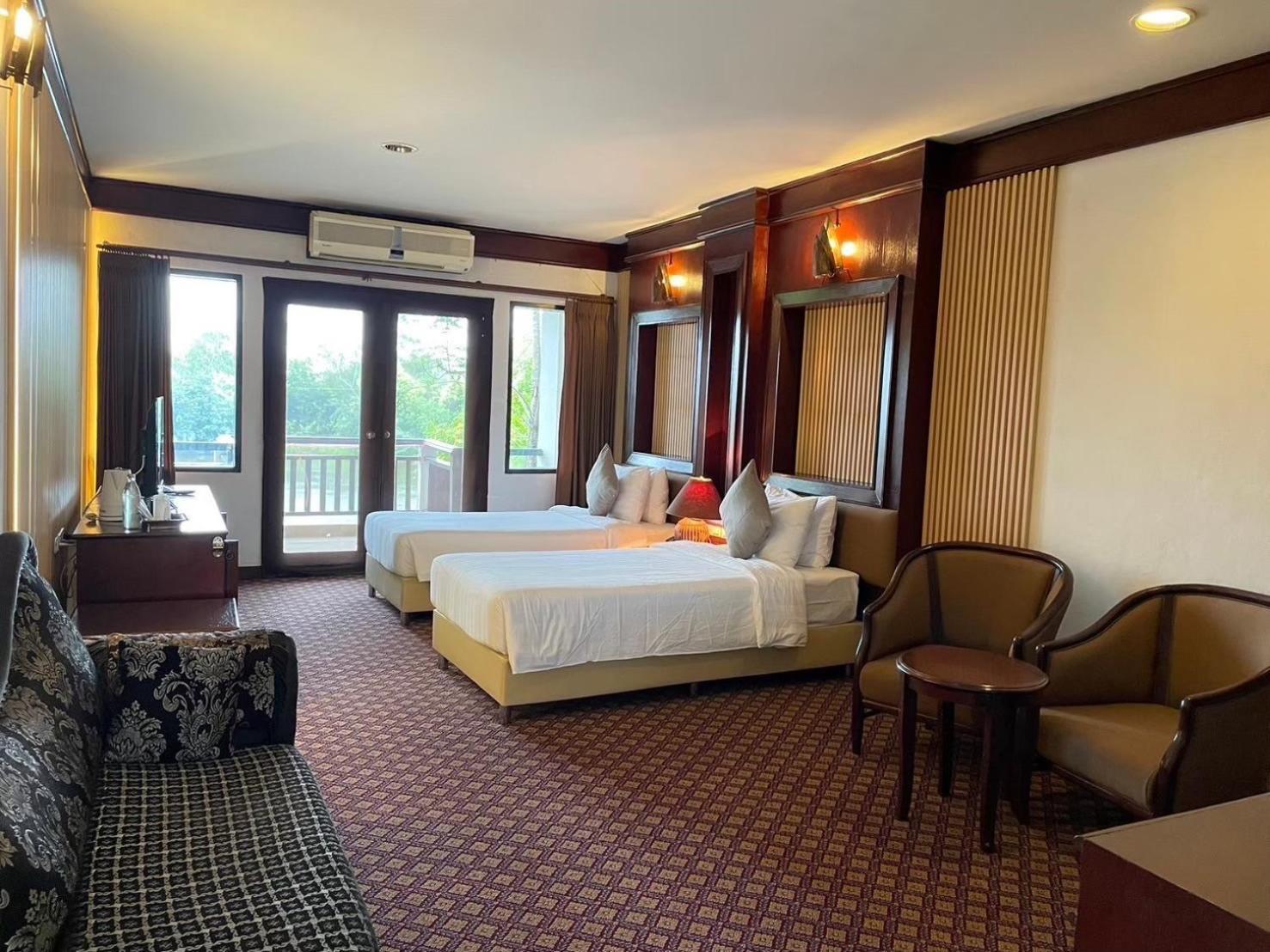 Gassan Legacy Golf Club Hotell Lamphun Eksteriør bilde