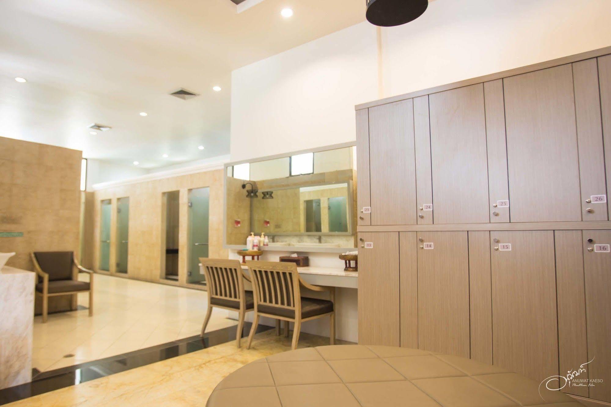 Gassan Legacy Golf Club Hotell Lamphun Eksteriør bilde