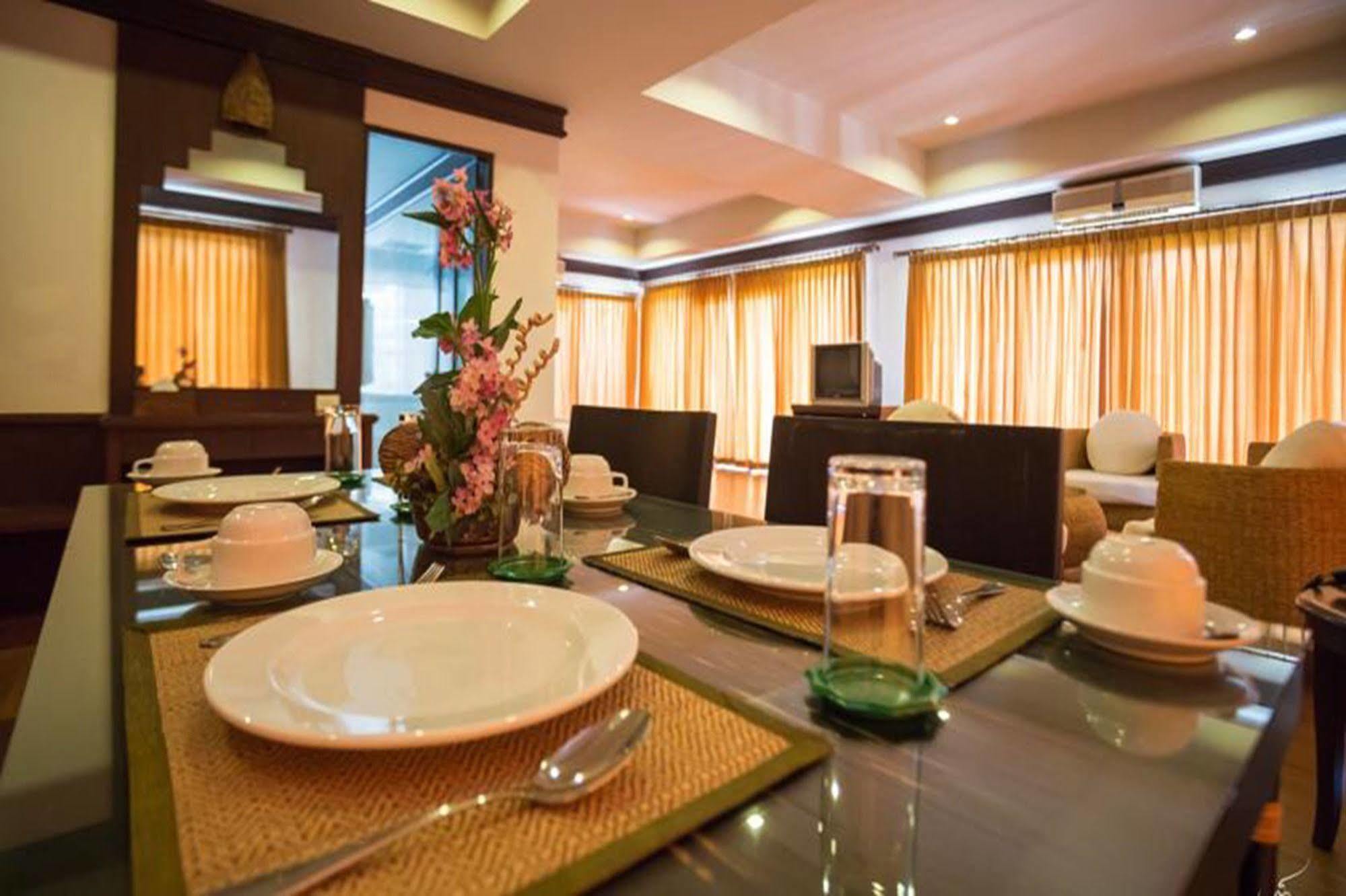 Gassan Legacy Golf Club Hotell Lamphun Eksteriør bilde