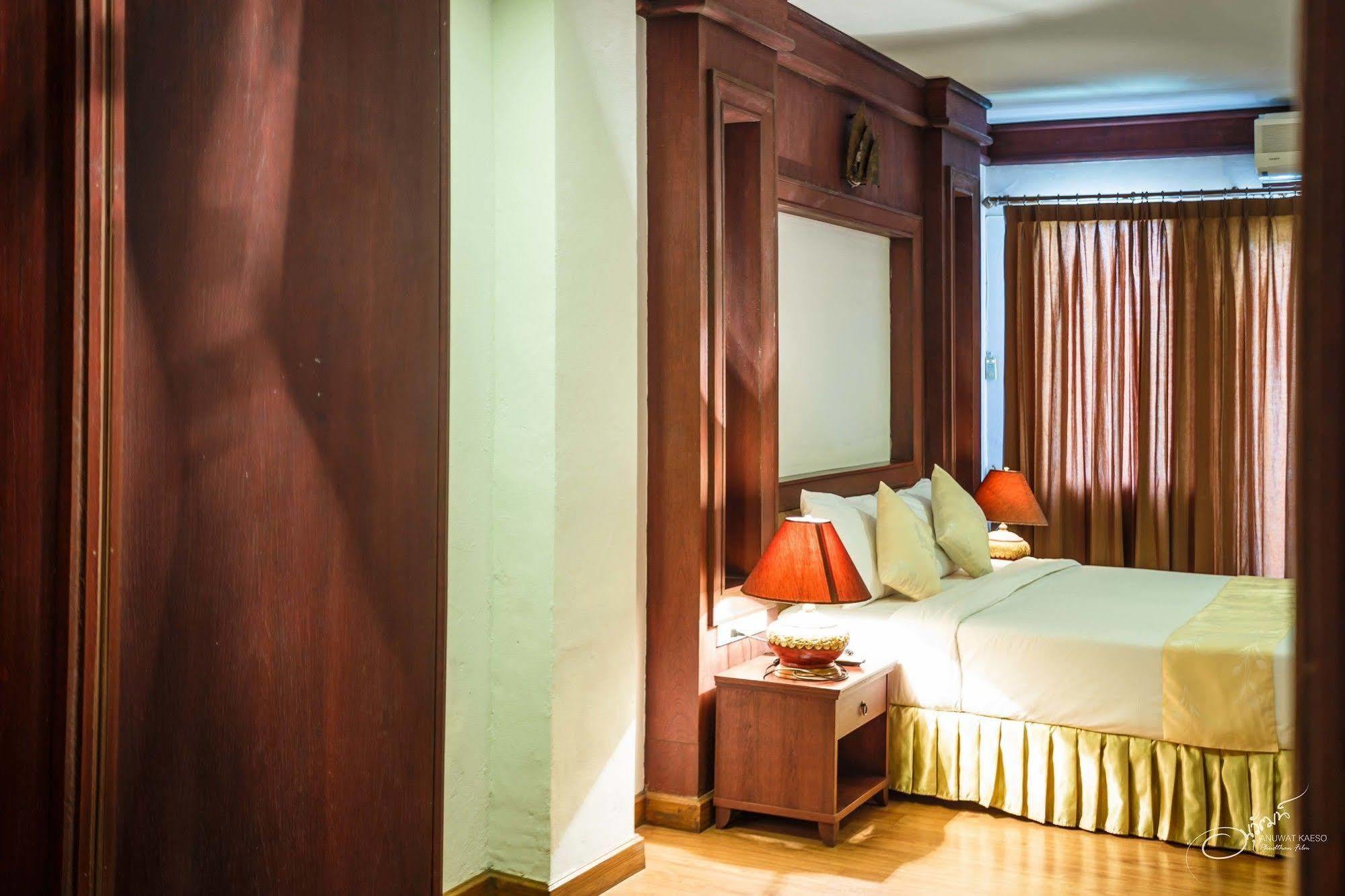 Gassan Legacy Golf Club Hotell Lamphun Eksteriør bilde