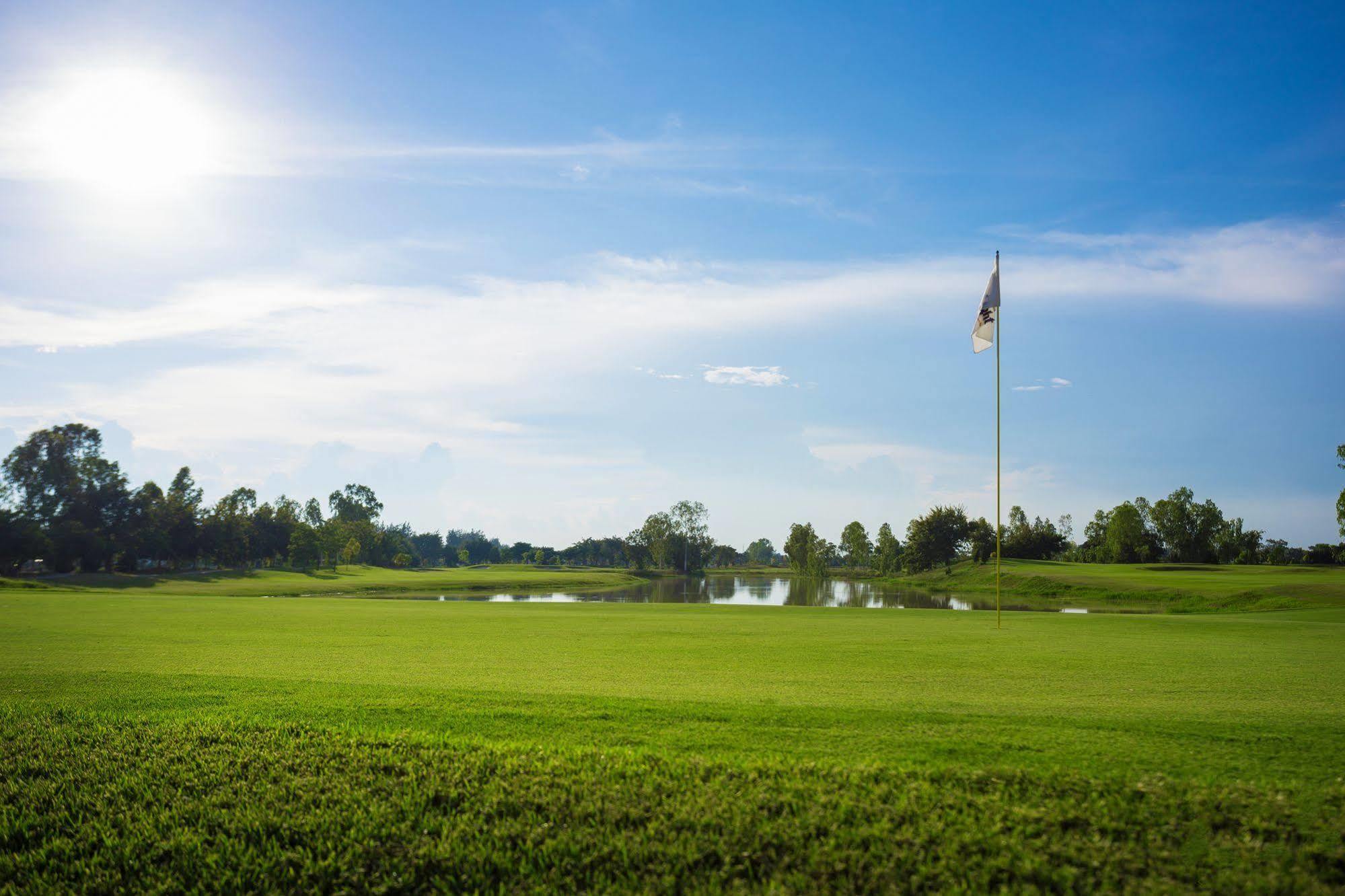Gassan Legacy Golf Club Hotell Lamphun Eksteriør bilde