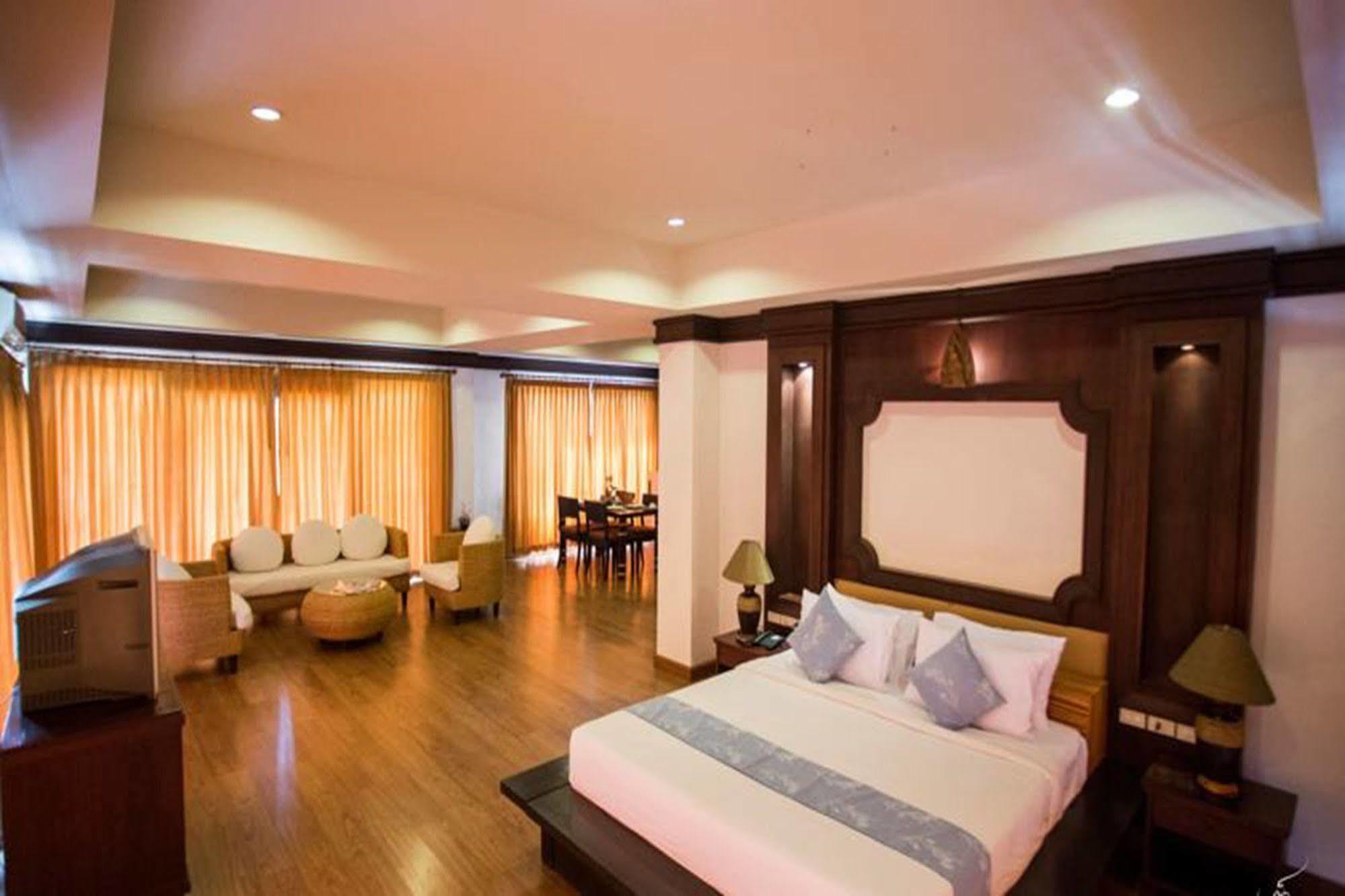 Gassan Legacy Golf Club Hotell Lamphun Eksteriør bilde