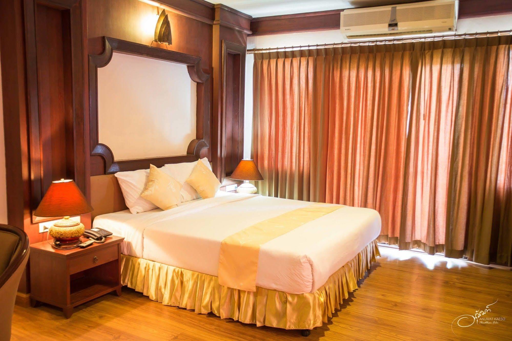 Gassan Legacy Golf Club Hotell Lamphun Eksteriør bilde